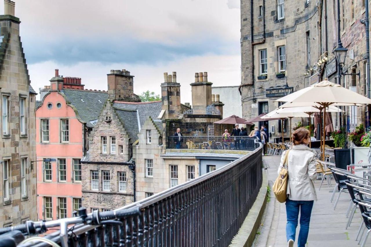 Altido Castle Terrace 3 Bedroom Apartment - Old Town Edimburgo Esterno foto