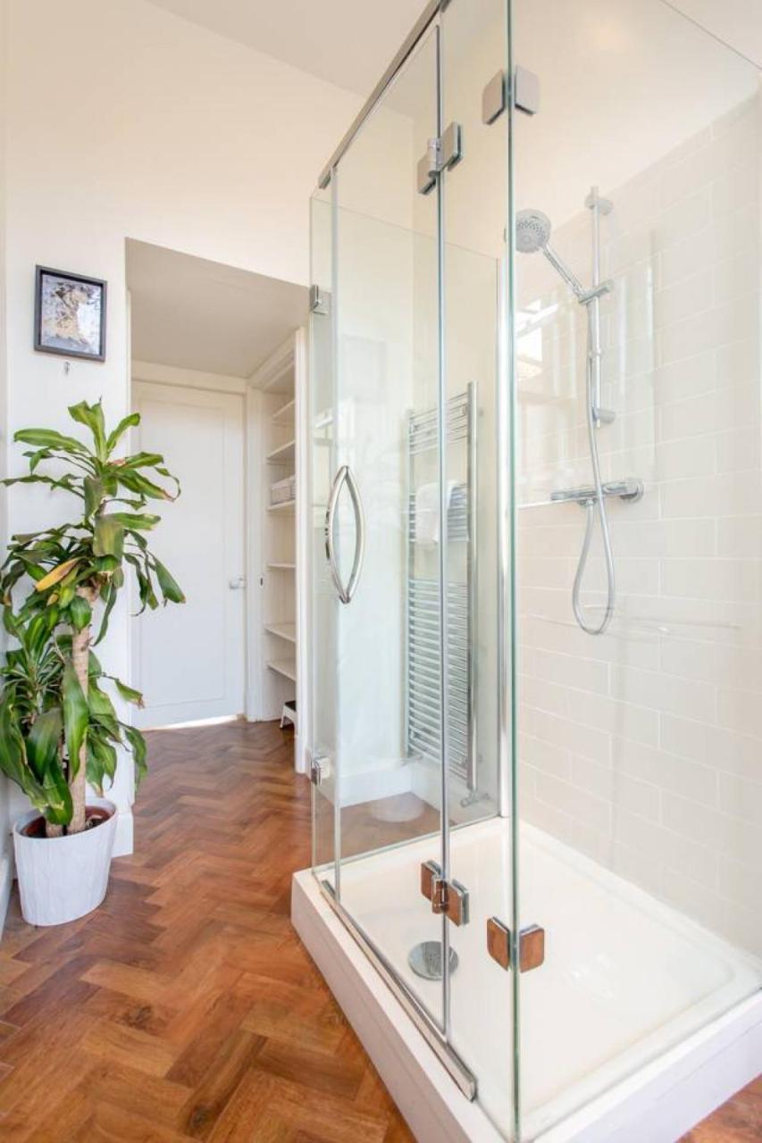 Altido Castle Terrace 3 Bedroom Apartment - Old Town Edimburgo Esterno foto